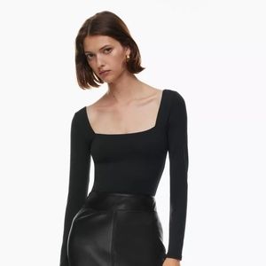 Babaton Contour Squareneck Longsleeve Bodysuit